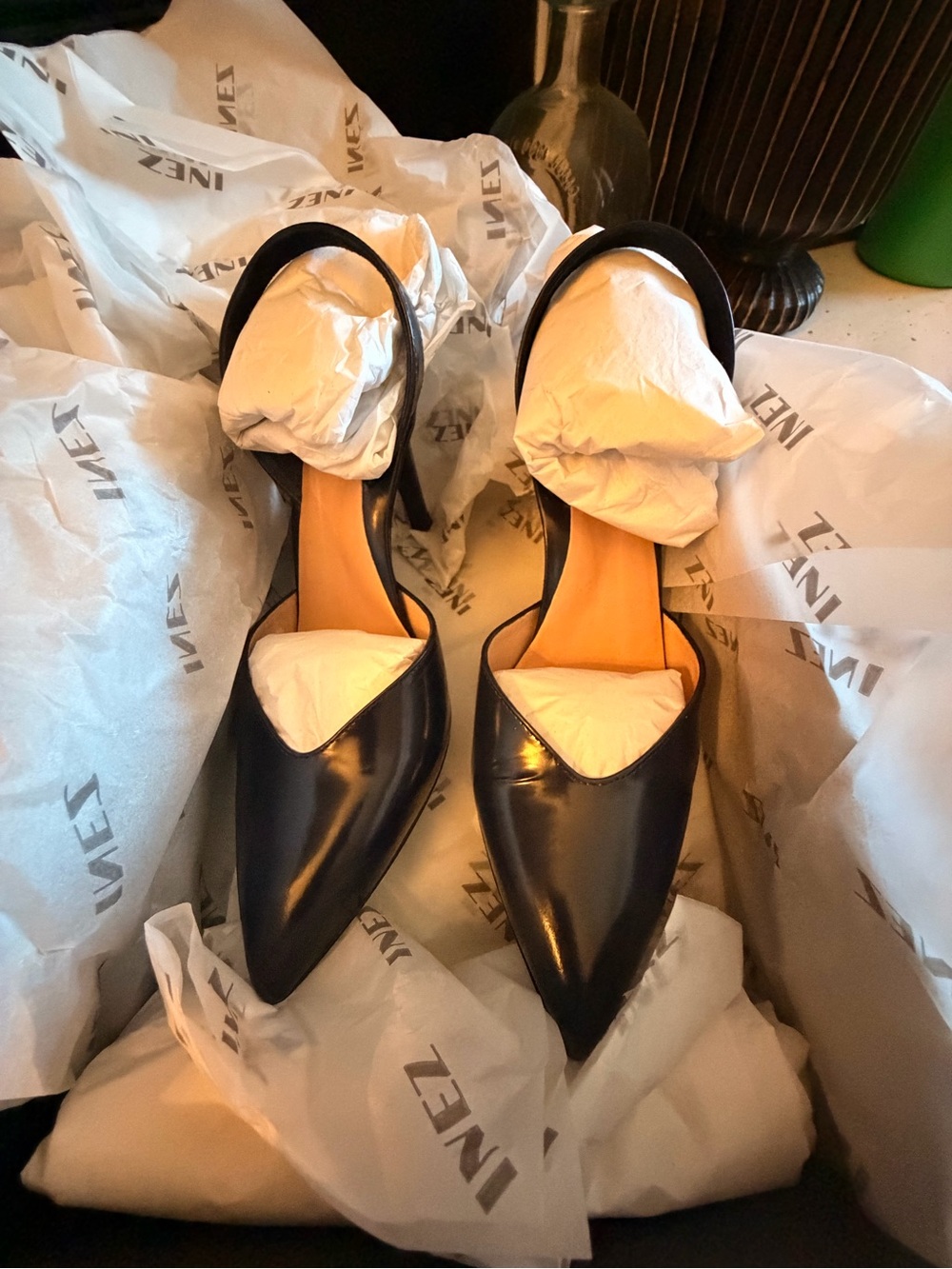 INEZ DIANA PUMPS – MIDNIGHT ABRASIVATO– SIZE 7B